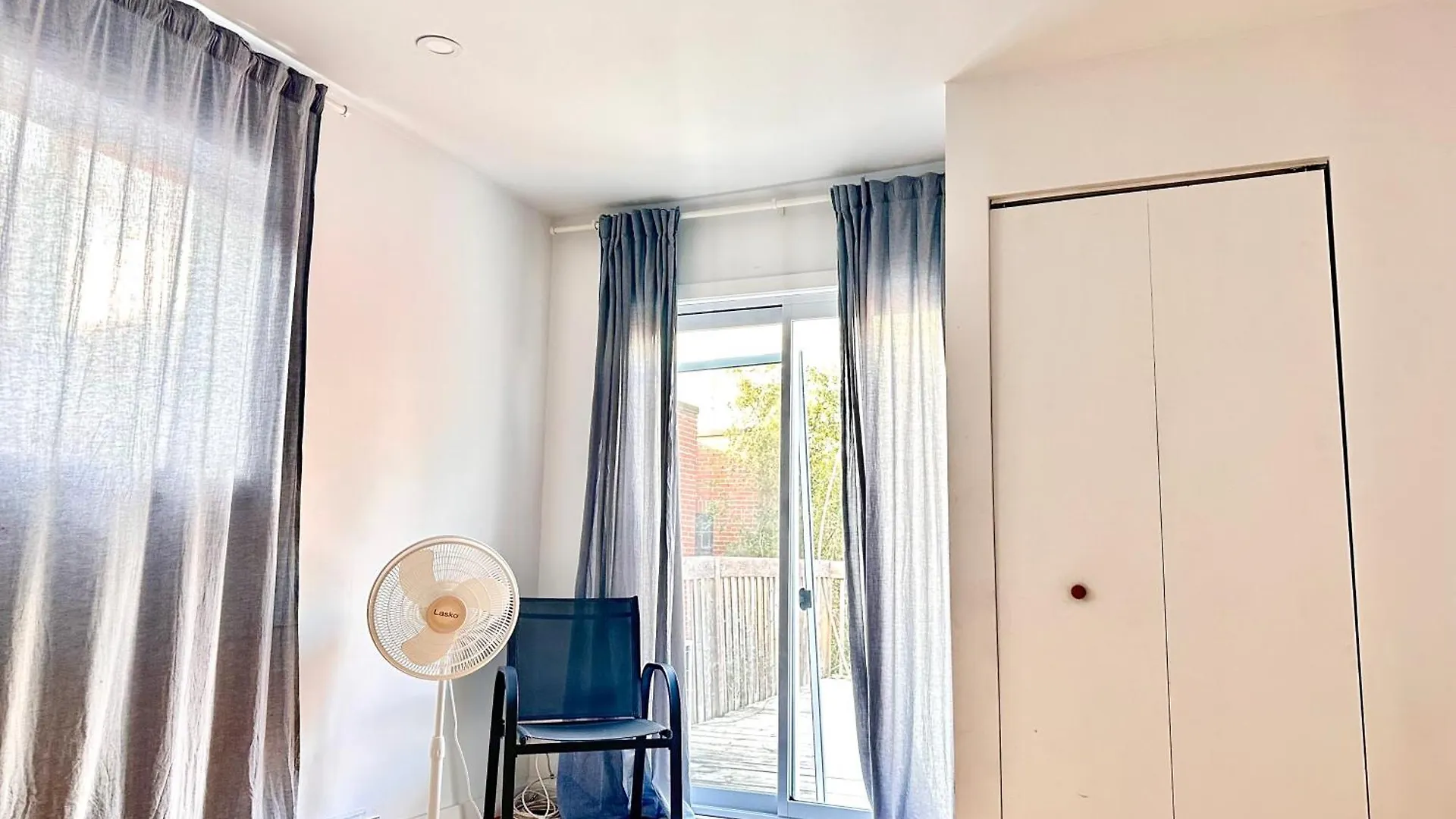 Oasis Apartment Montreal 0*,